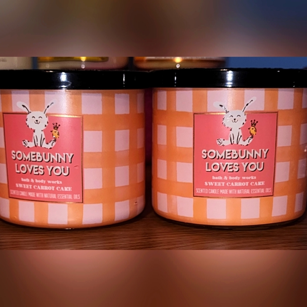 BBW Some Bunny Loves You Sweet Carrot Cake 3 Wick Candles